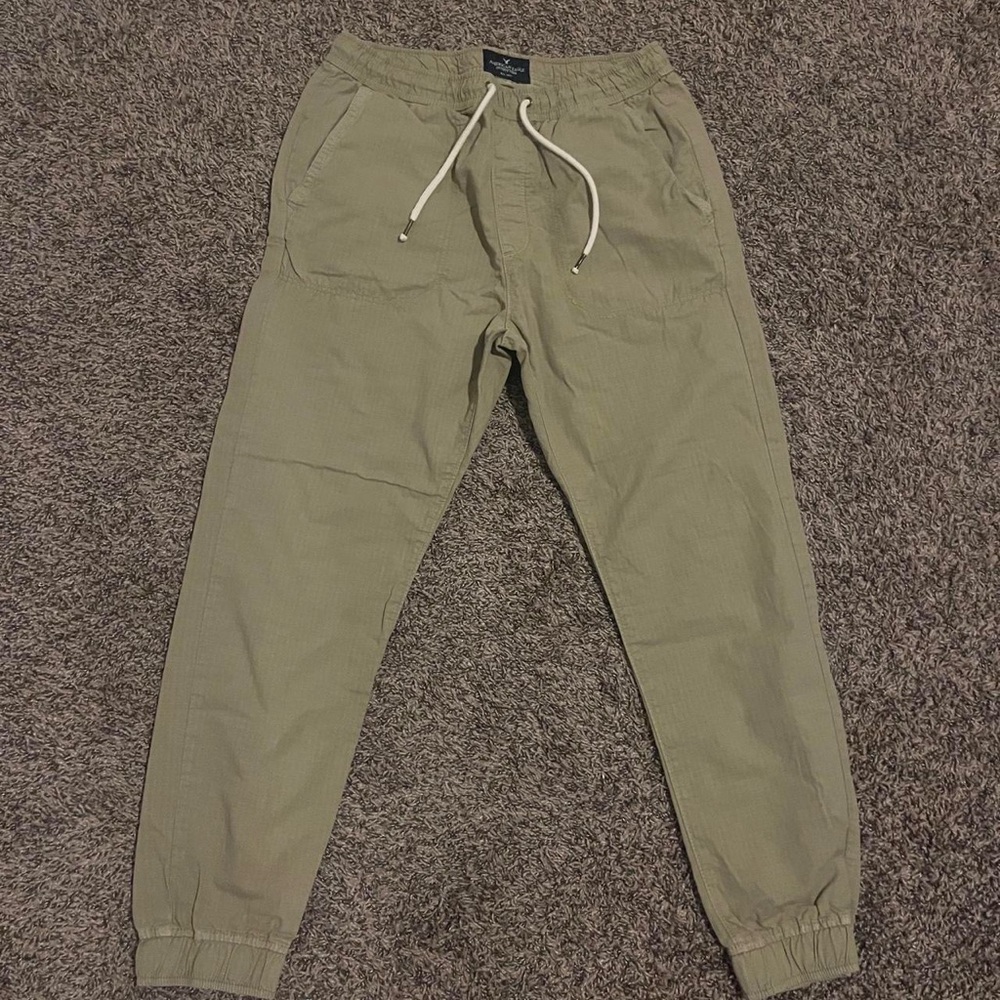 American eagle mens khaki tan joggers cuffed pants with drawstring